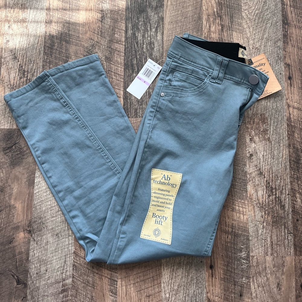 NWT Democracy Absolution Jegging Size 6